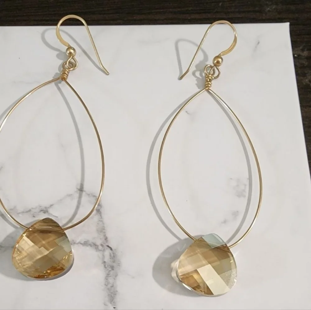 Champagne Crystal Matte Gold Inset Oval Earrings